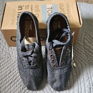 Vintage TOMS Cardones